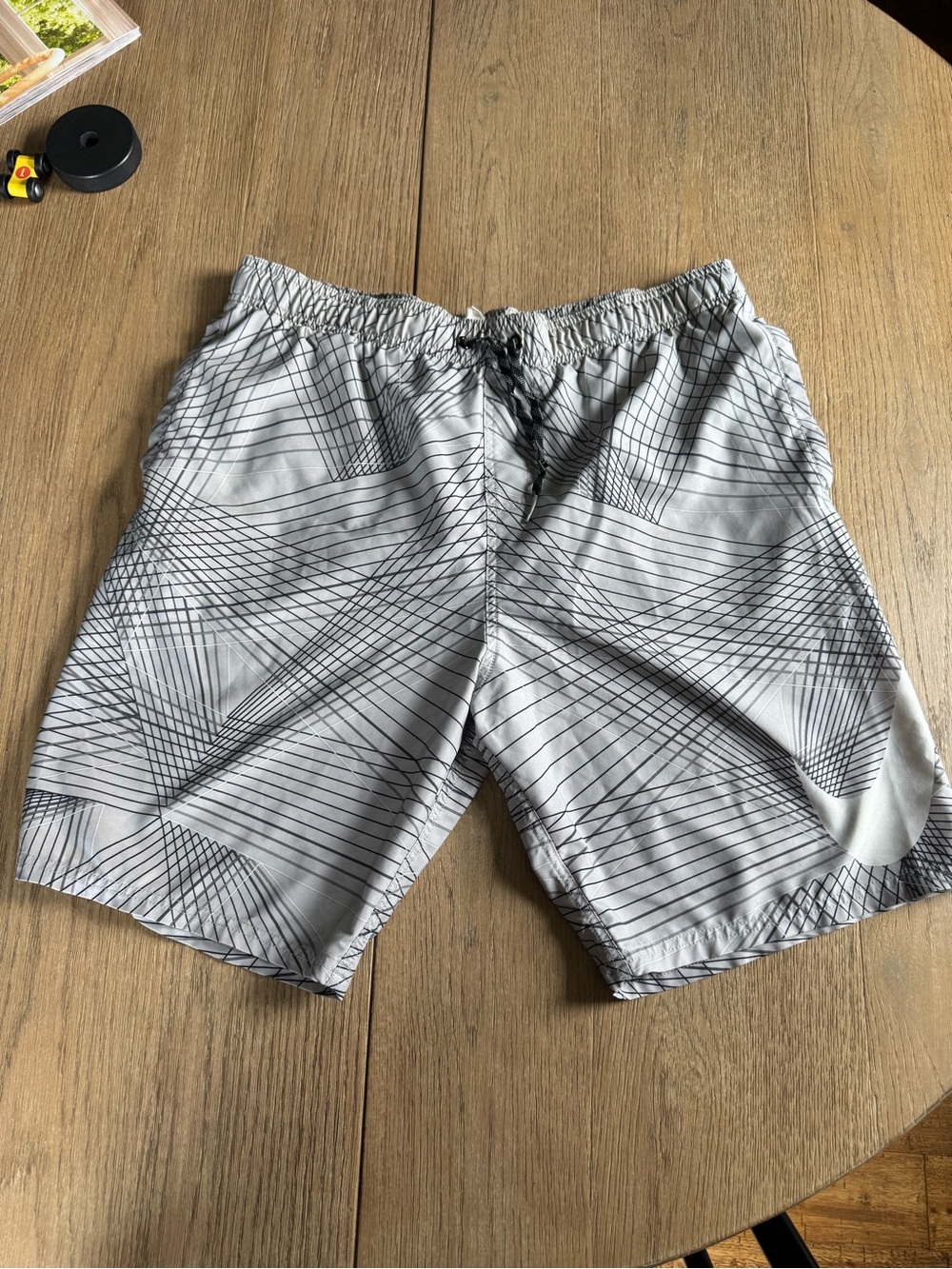 Nike Medium Men's Gray Geometric Swim Trunks